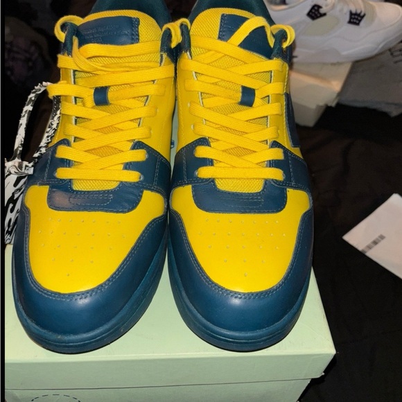 Off-White “out of office” Sneakers size 46(13)